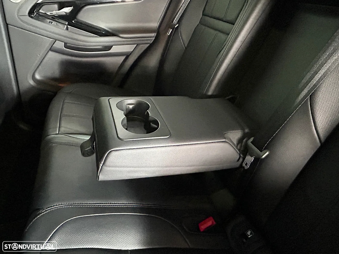 Land Rover Range Rover Evoque 1.5 P160 R-Dynamic SE Auto - 43