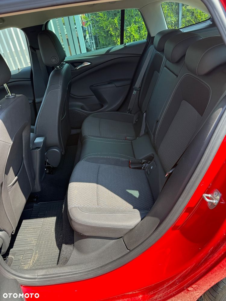 Opel Astra 1.4 T Elite - 6