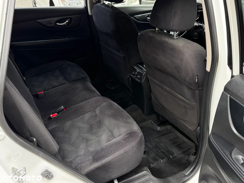 Nissan X-Trail 1.6 DCi N-Connecta - 15