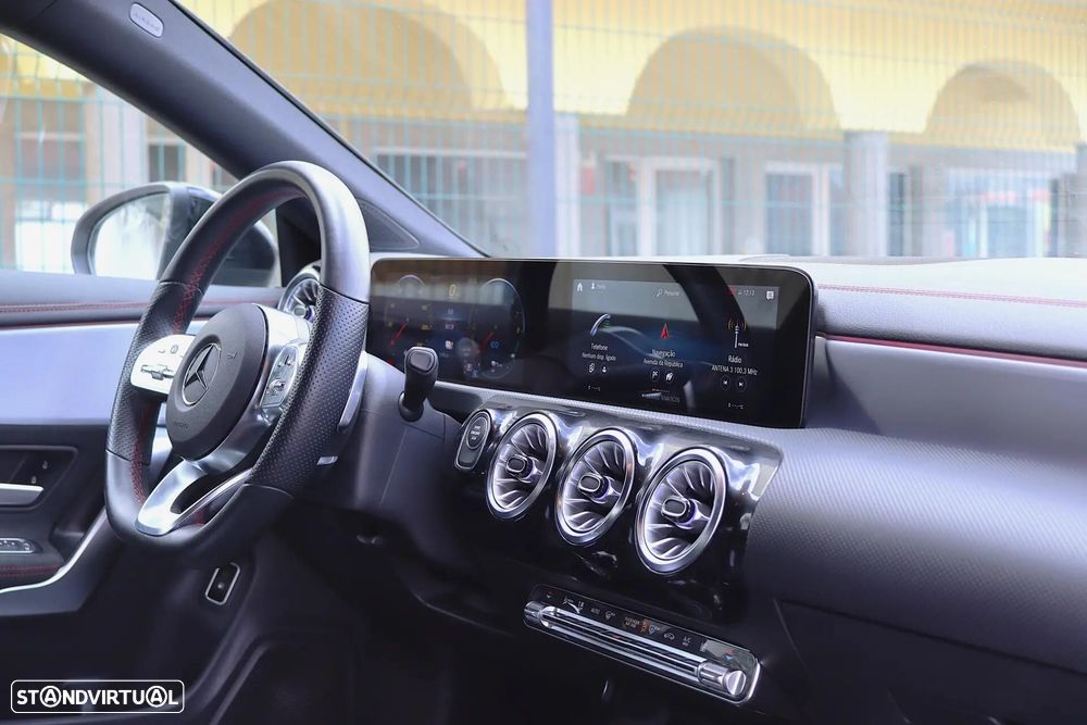 Mercedes-Benz CLA 250 e 8G-DCT AMG Line - 27