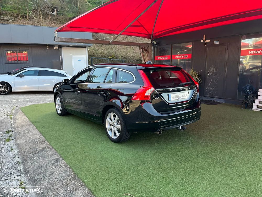 Volvo V60 2.0 D2 Momentum Drive - 3