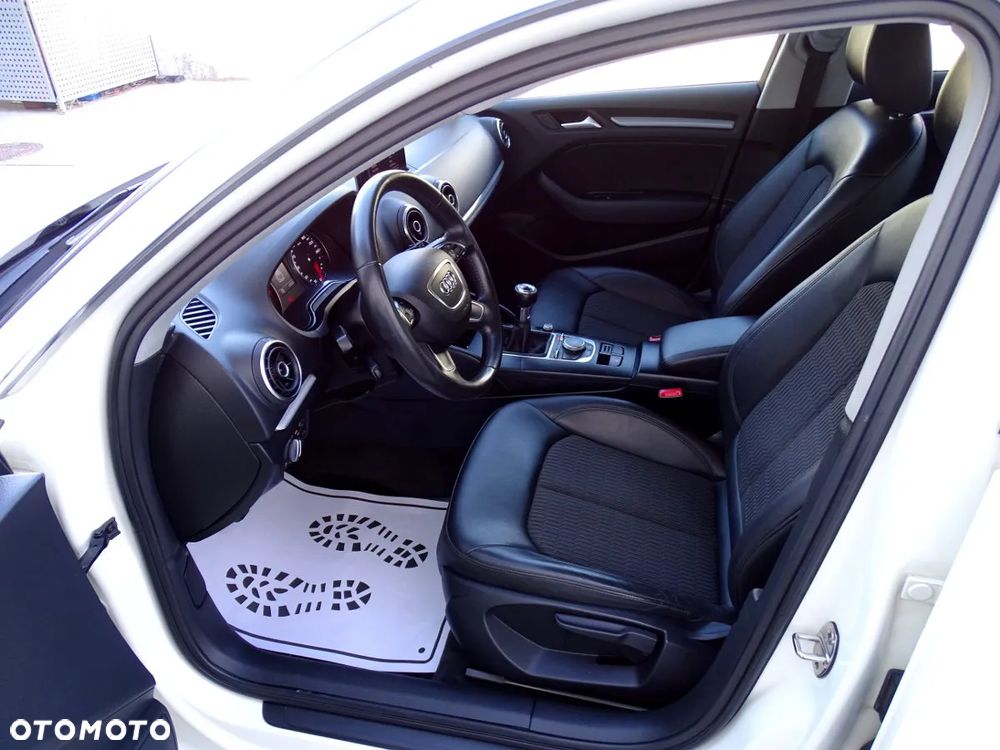 Audi A3 Sportback 2.0 TDI - 11