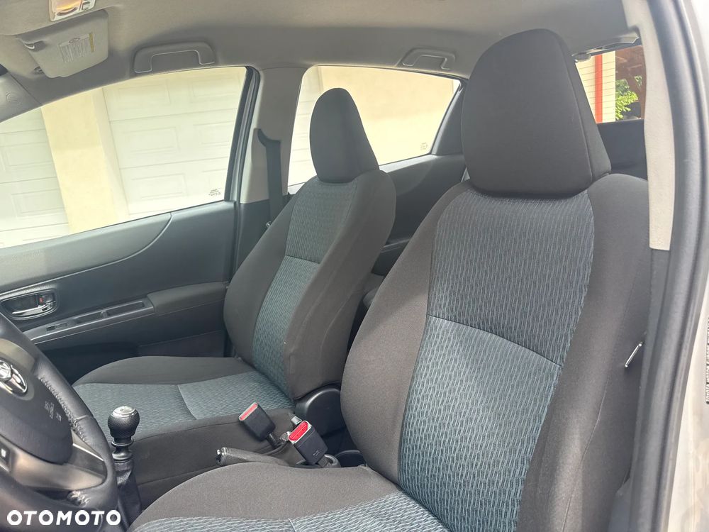 Toyota Yaris 1.4 D-4D - 14