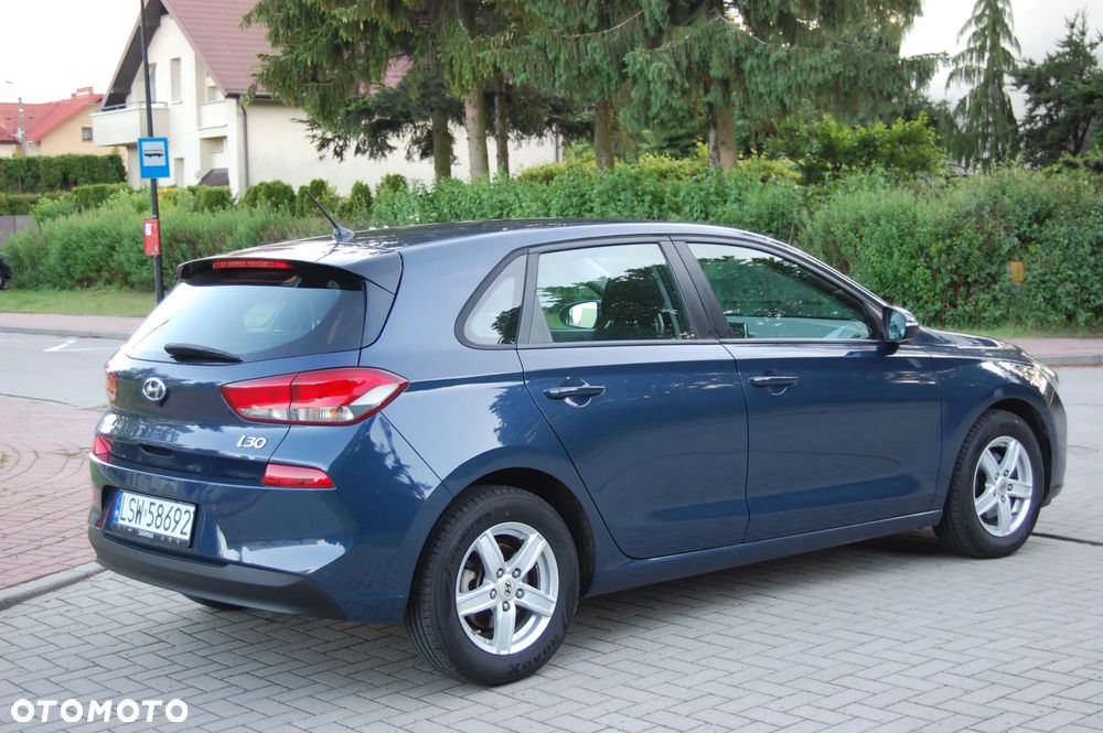 Hyundai i30 1.4 Trend - 13