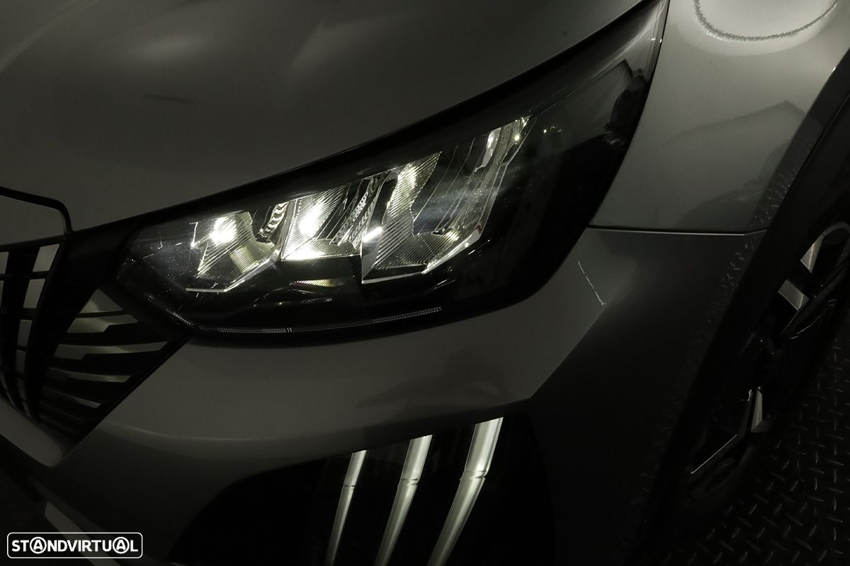 Peugeot 2008 1.2 PureTech Allure - 6