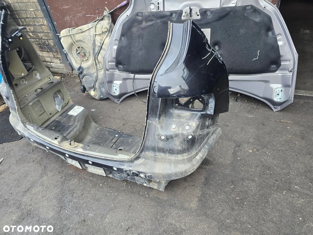 Pas tylny seat altea XL - 2