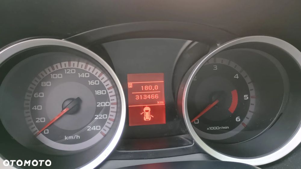Mitsubishi Lancer 2.0 DI-D Inform - 12