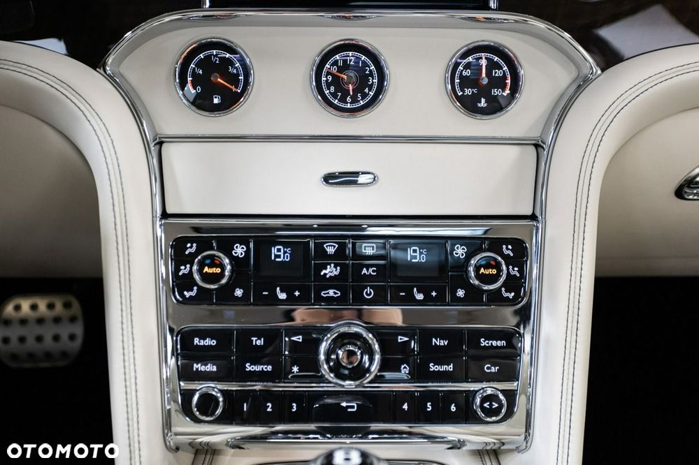 Bentley Mulsanne Speed - 32