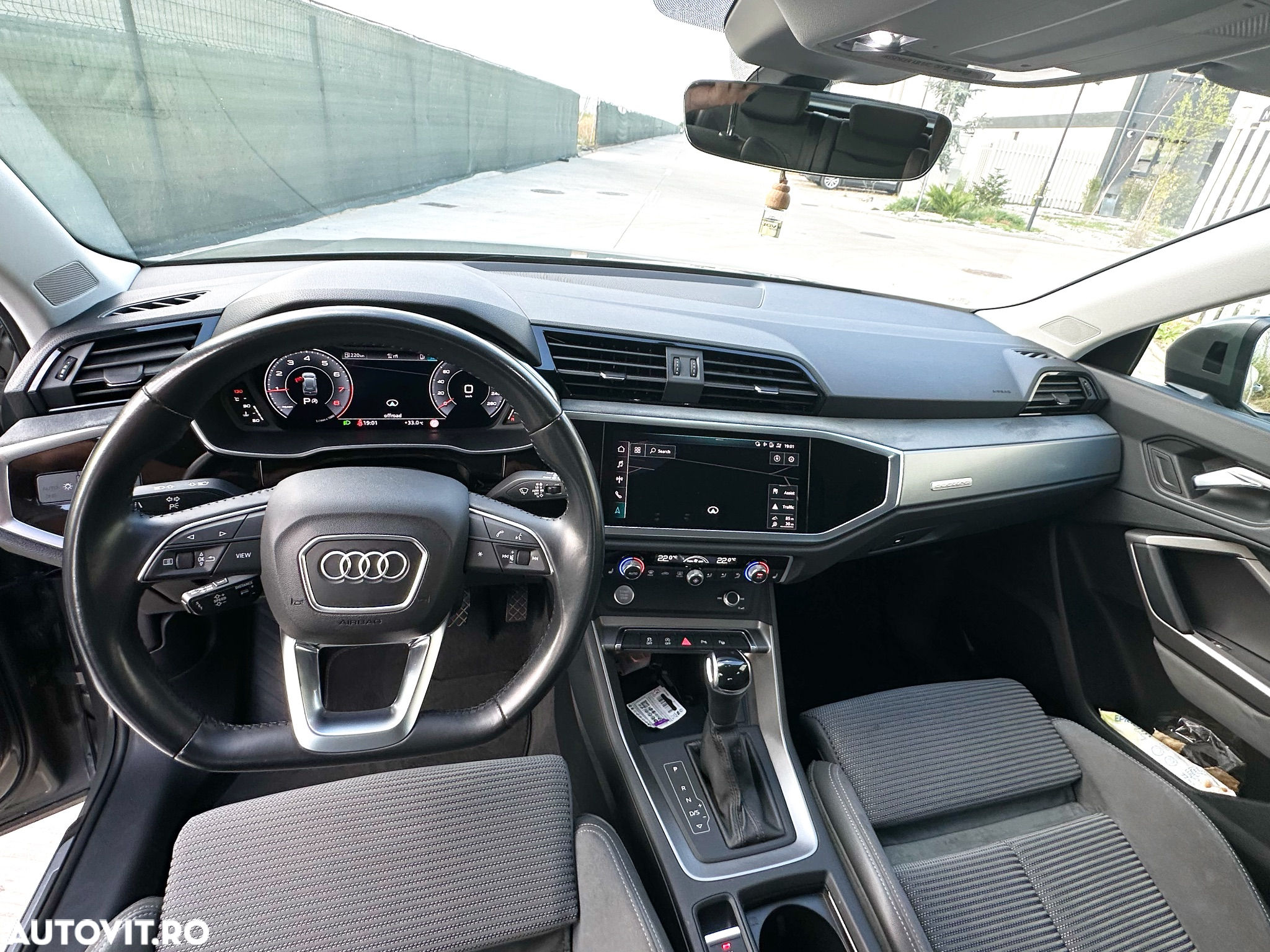 Audi Q3 40 TFSI quattro S tronic - 2