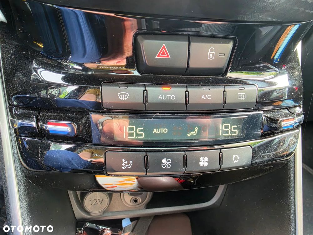 Peugeot 2008 PureTech 110 Stop&Start Allure - 11