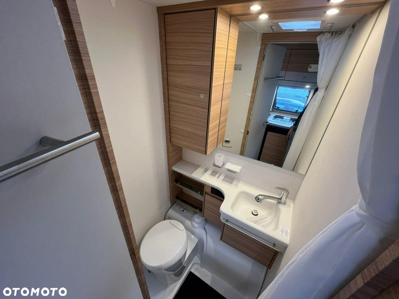 Dethleffs Camper 470 ER - 16