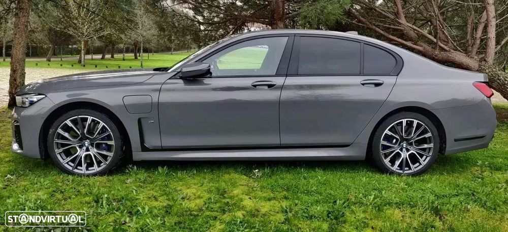 BMW 745 e iPerformance Pack M Auto - 9