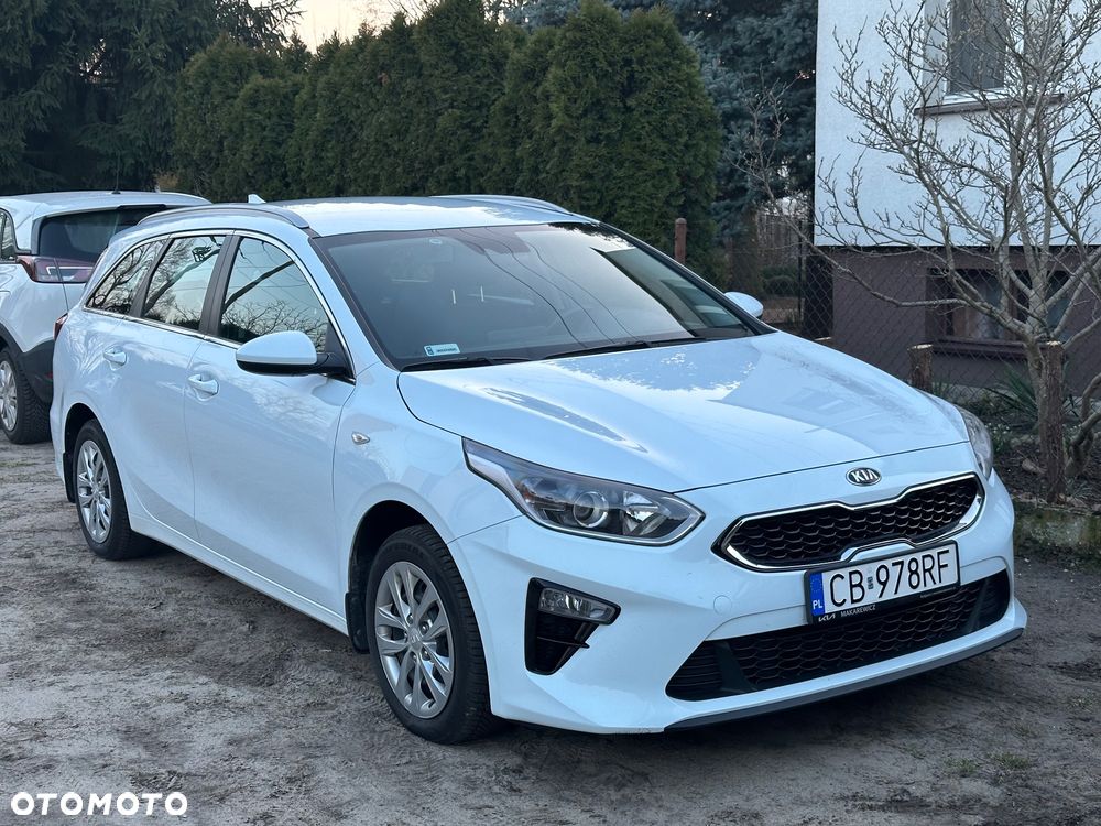 Kia Ceed 1.6 CRDi SCR M - 1