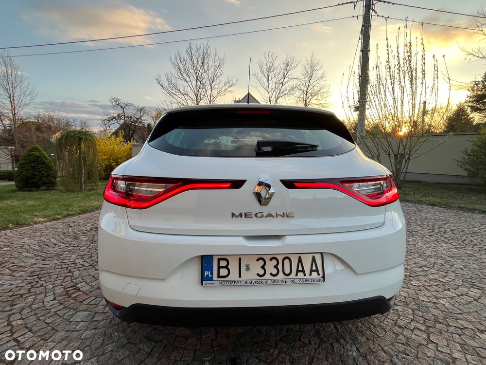 Renault Megane 1.6 SCe Life - 10