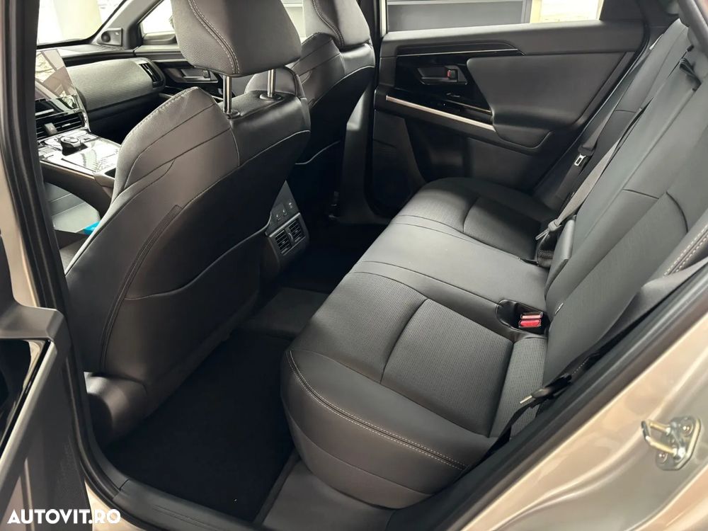 Toyota BZ4X 160 KW AWD (4x4) Luxury Solar Edition - 18
