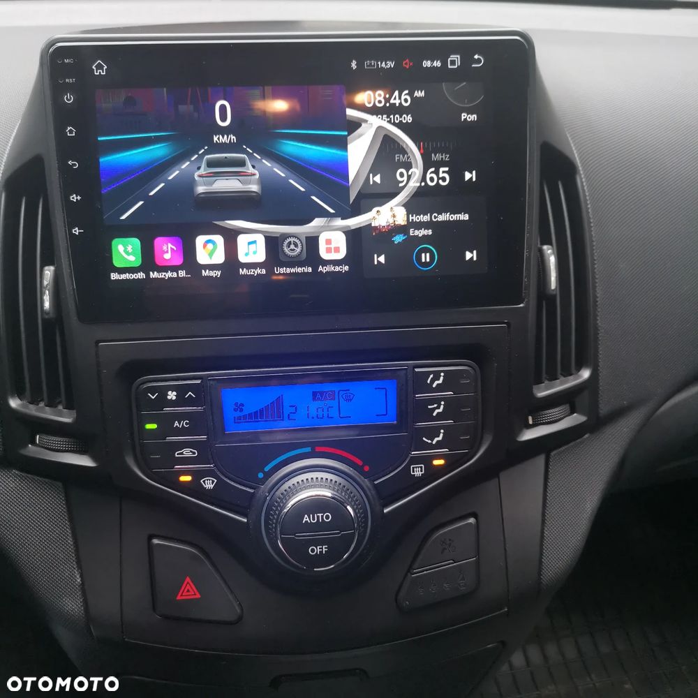 Hyundai i30 1.6 Premium - 11