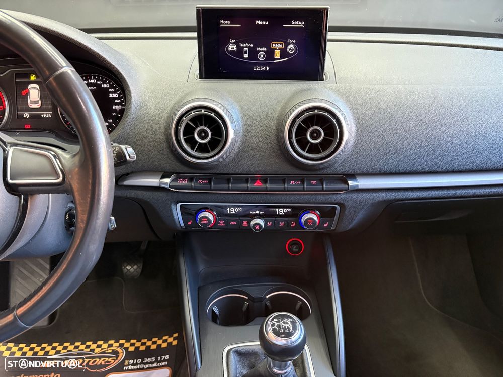 Audi A3 2.0 TDI Design - 11