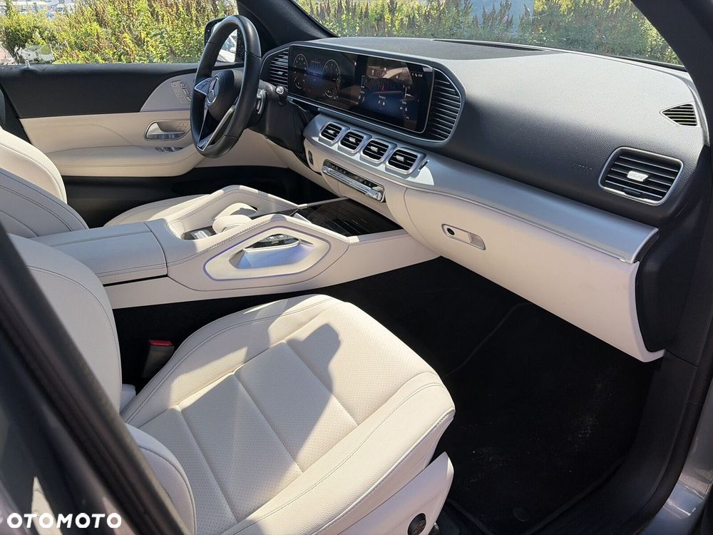 Mercedes-Benz GLE - 13