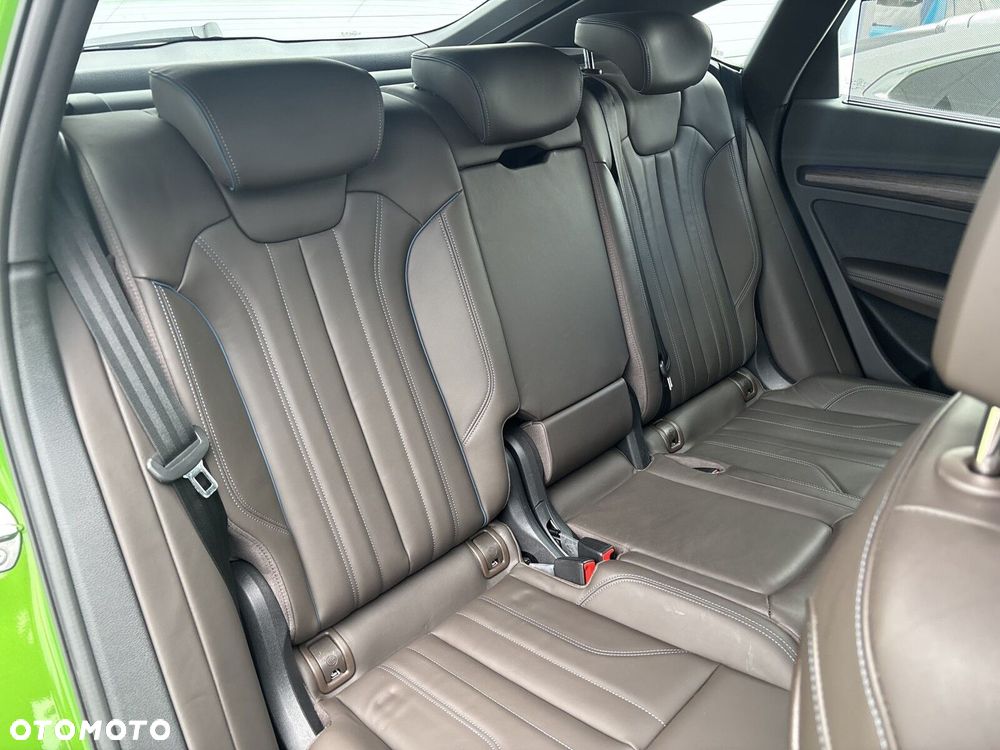 Audi Q5 Sportback - 30