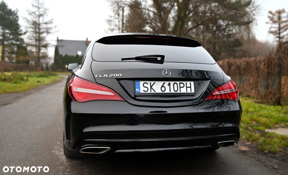 Mercedes-Benz CLA 200 7G-DCT AMG Line - 20