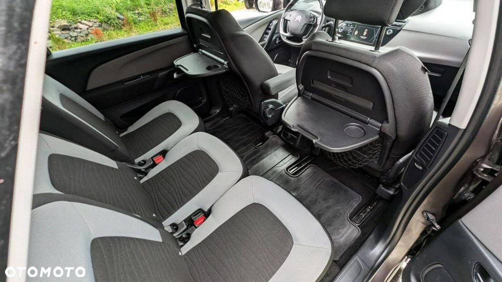 Citroën C4 Picasso - 25