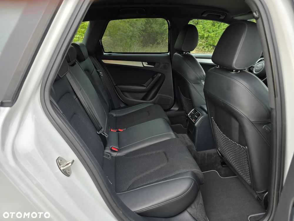 Audi A4 Avant 2.0 TDI DPF quattro S line Sportpaket - 38