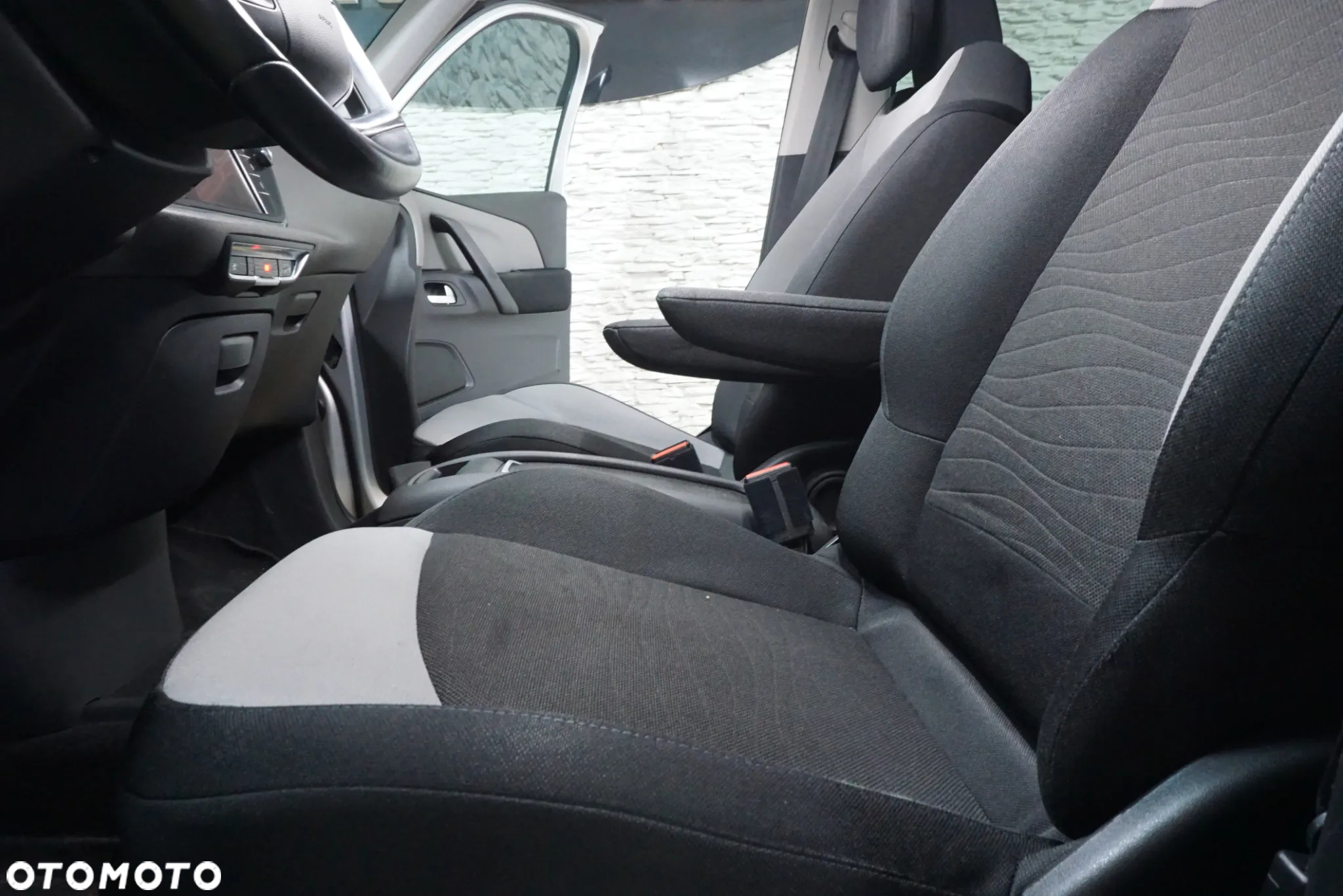Citroën C4 Grand Picasso 1.6 BlueHDi MoreLife S&S EAT6 - 23