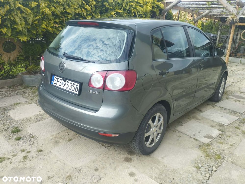 Volkswagen Golf Plus 1.6 FSI Comfortline - 7