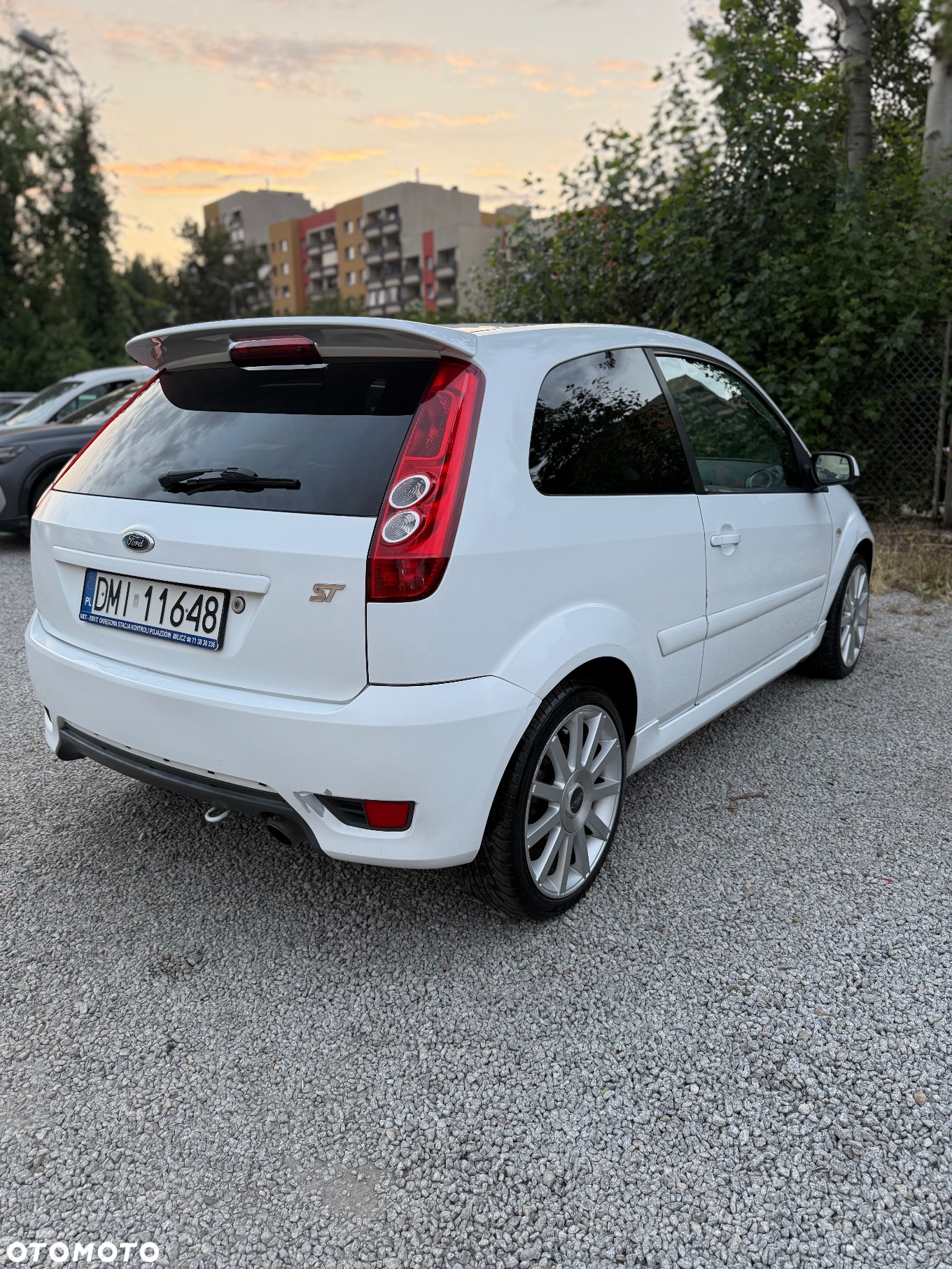 Ford Fiesta 2.0 ST - 4