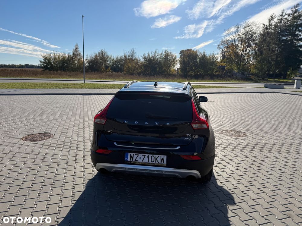 Volvo V40 - 9