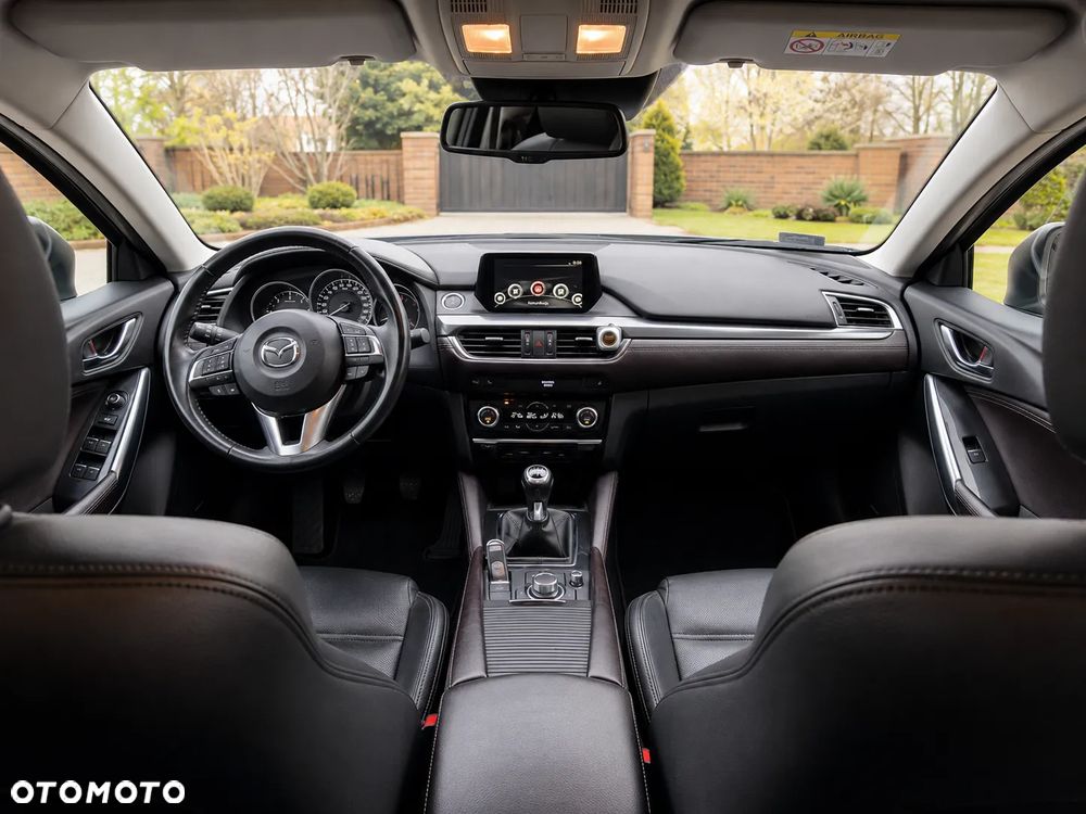 Mazda 6 - 11