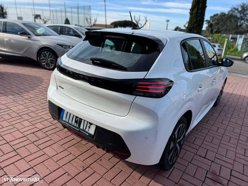 Peugeot 208 - 34