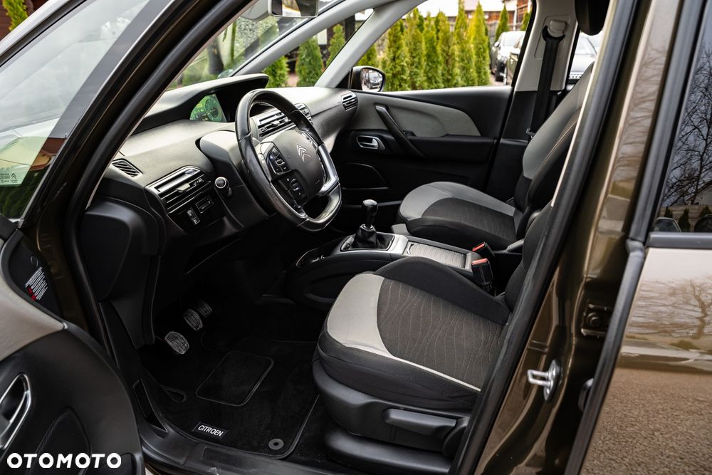 Citroën C4 Picasso e-HDi 115 Seduction - 17