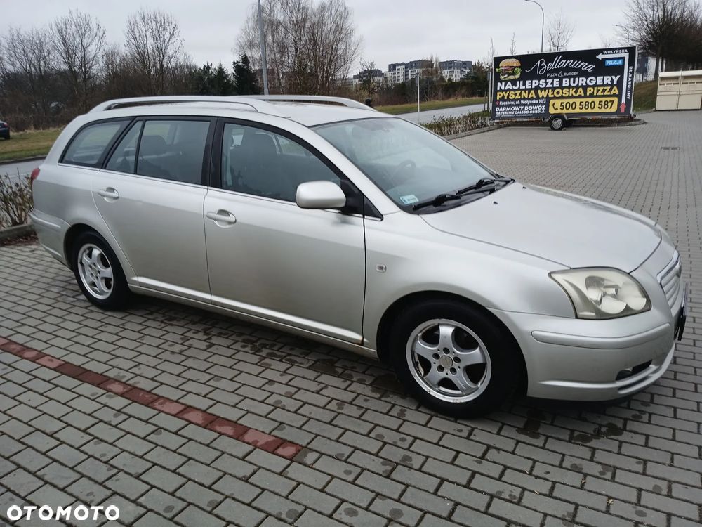 Toyota Avensis 1.8 VVT-i Sol - 18