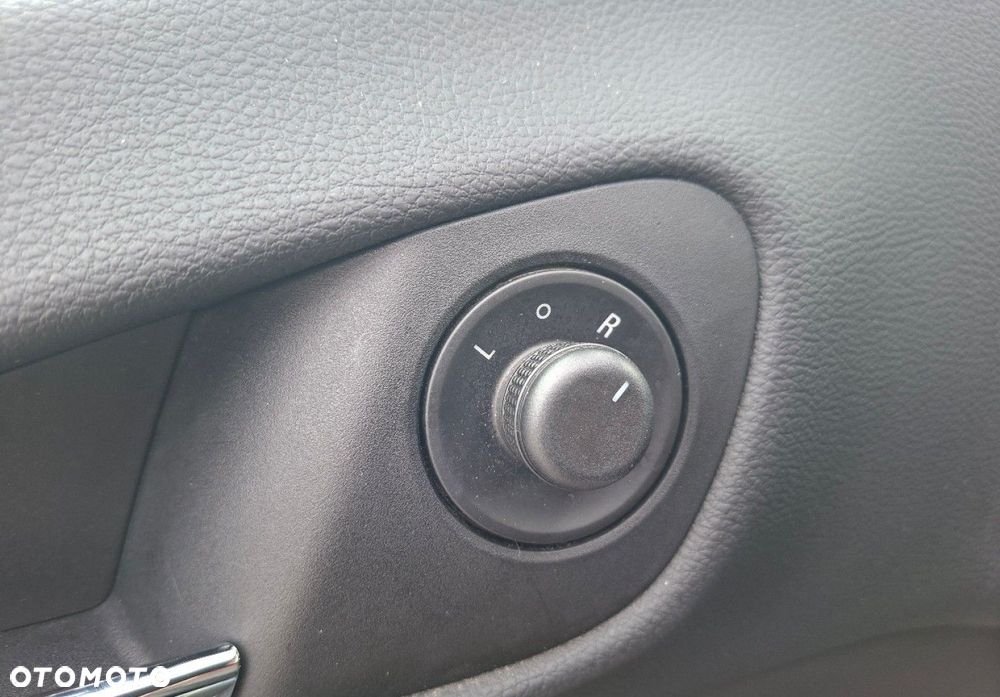 Opel Meriva - 24
