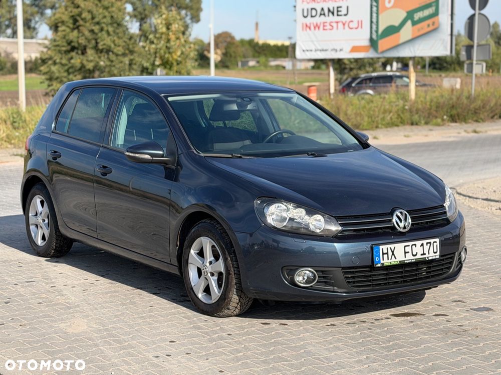Volkswagen Golf - 2
