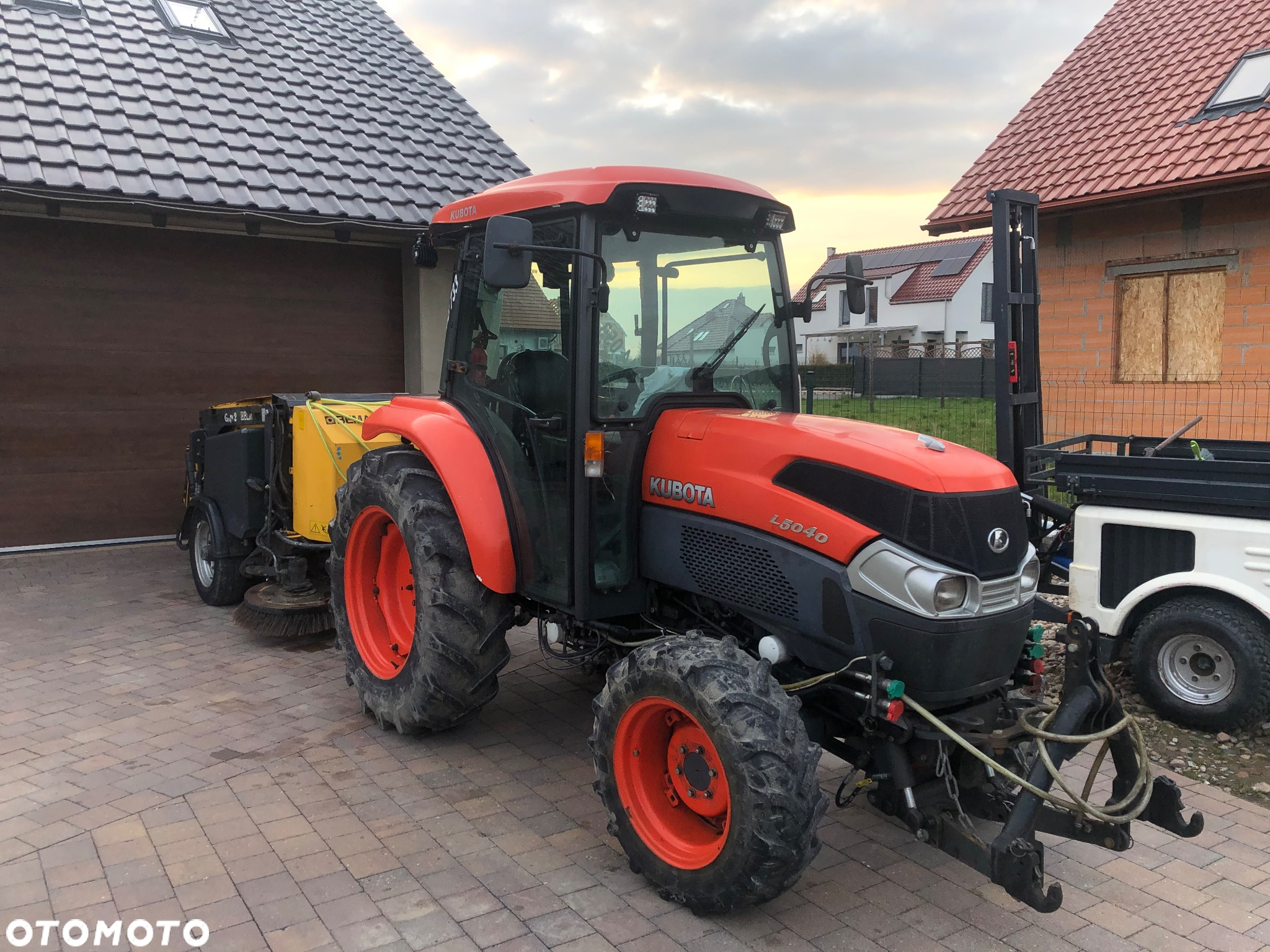 Kubota L5040 L5240 L5740 L4740 L4240 - 2