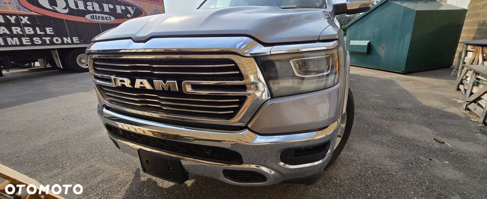 RAM 1500 5.7 eTorque Crew Cab Shortbed Laramie Chrome - 14