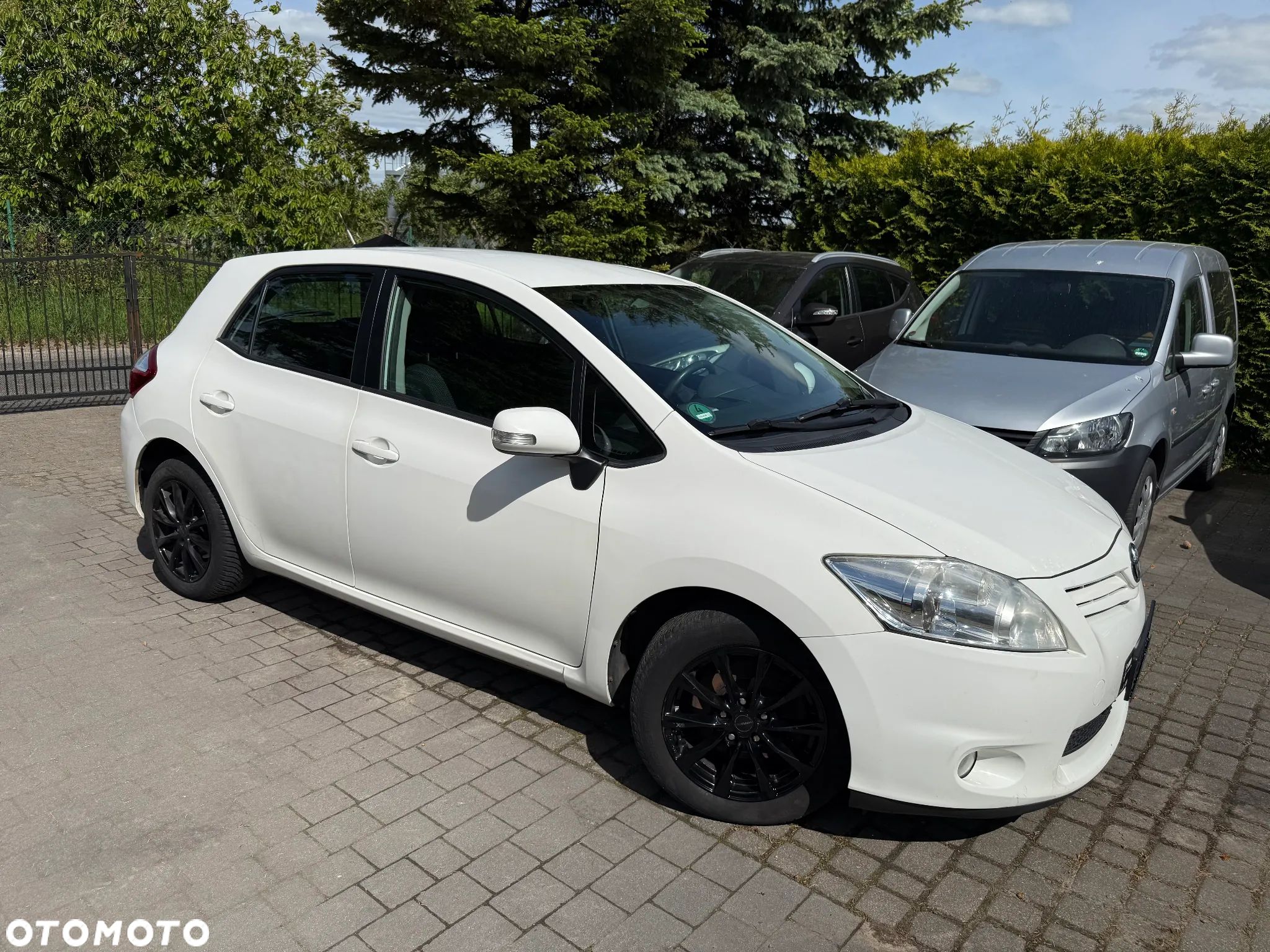 Toyota Auris 2.0 D-4D Executive - 1