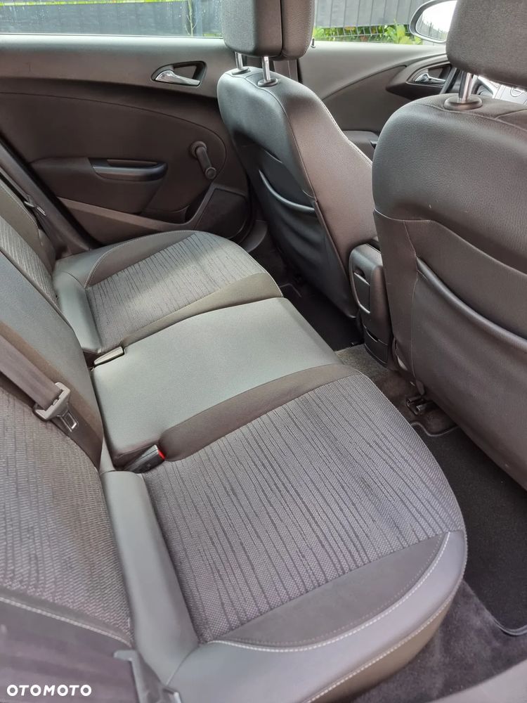 Opel Astra IV 1.4 T Sport - 9