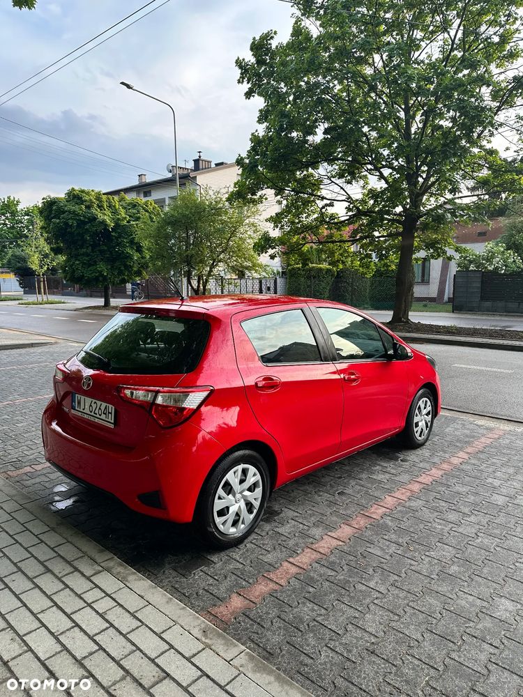 Toyota Yaris 1.5 Premium - 3