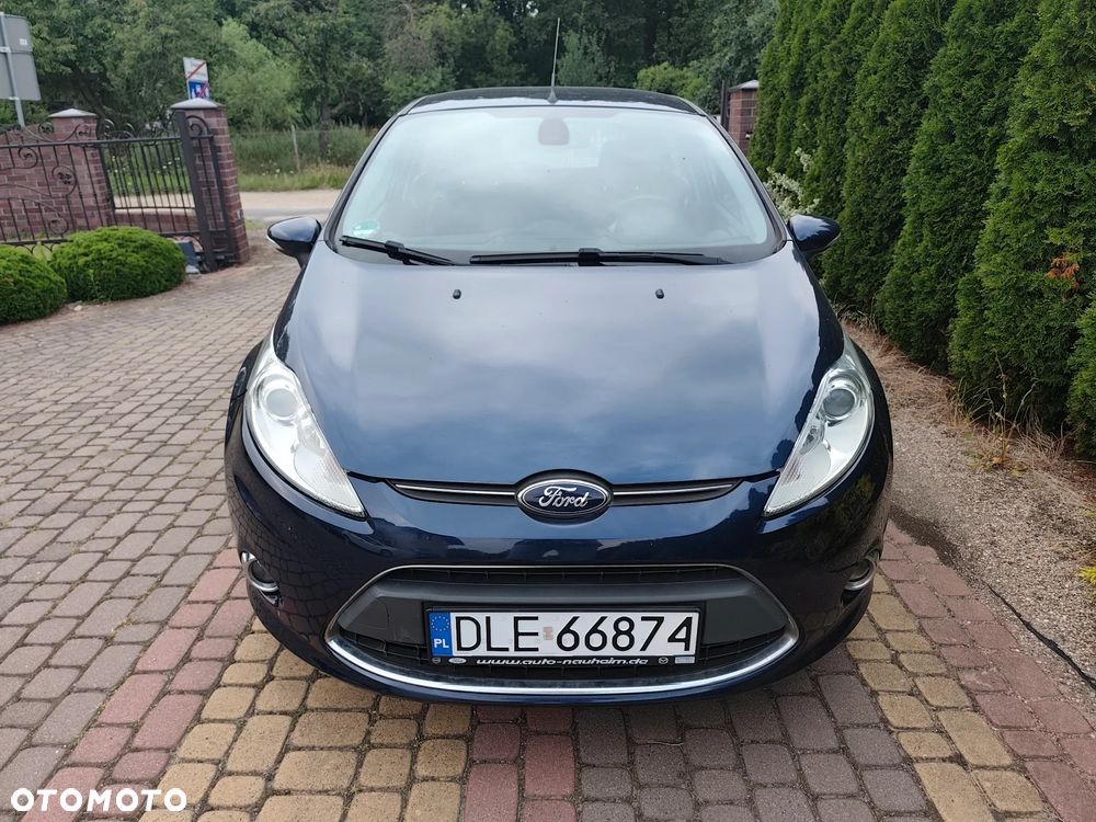 Ford Fiesta 1.6 TDCi DPF Titanium - 8