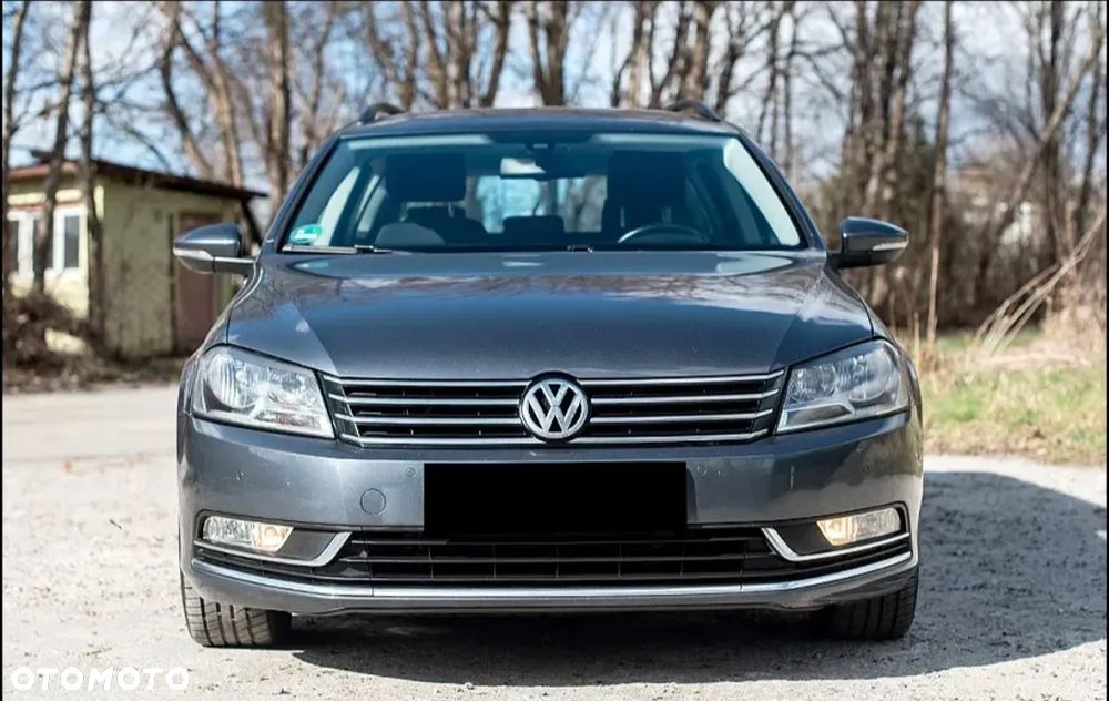 Volkswagen Passat 2.0 TDI DPF Comfortline - 14
