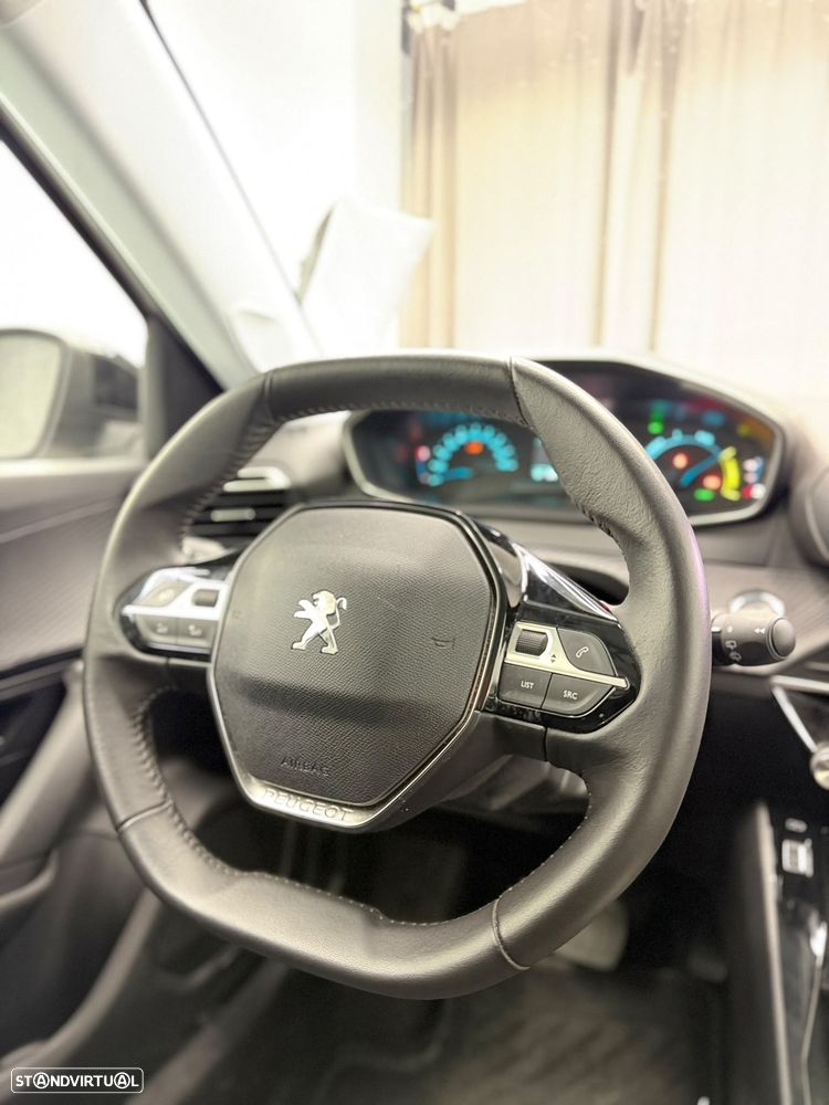 Peugeot e-2008 Active - 15