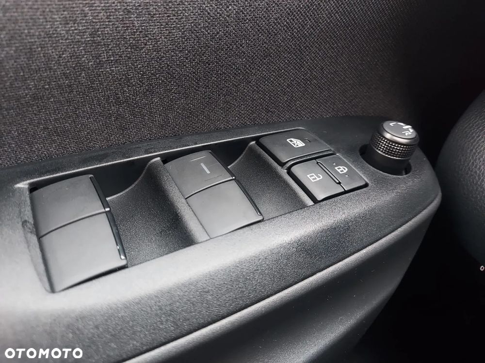 Toyota Yaris Cross Hybrid 1.5 Comfort - 16