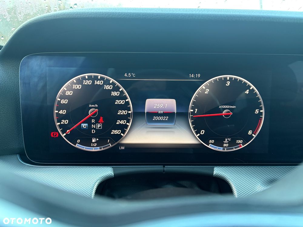 Mercedes-Benz Klasa E 220 d 4-Matic Avantgarde - 7