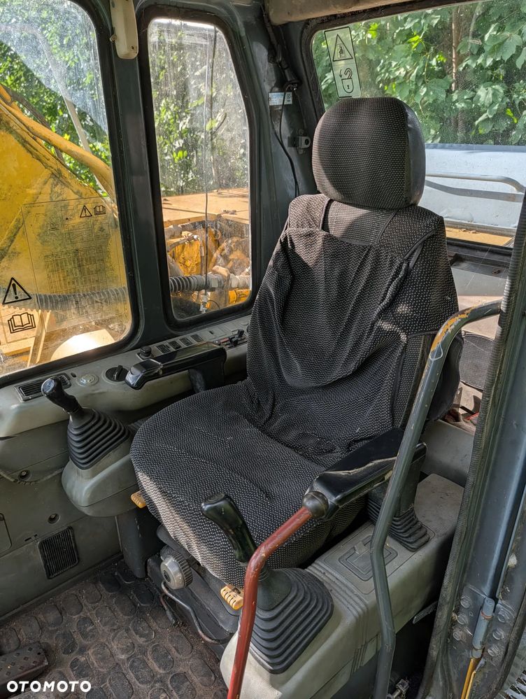 Komatsu PC210LC-6K - 14