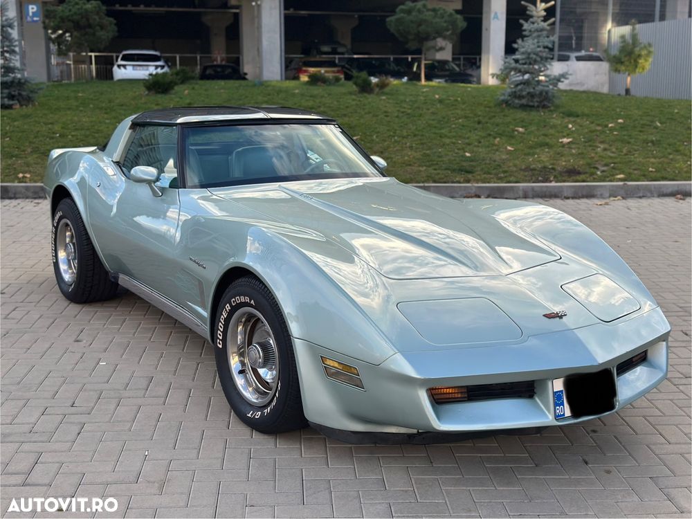 Chevrolet Corvette - 3