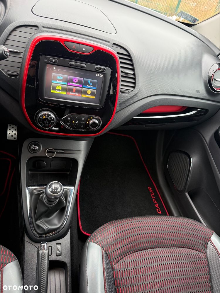 Renault Captur - 23