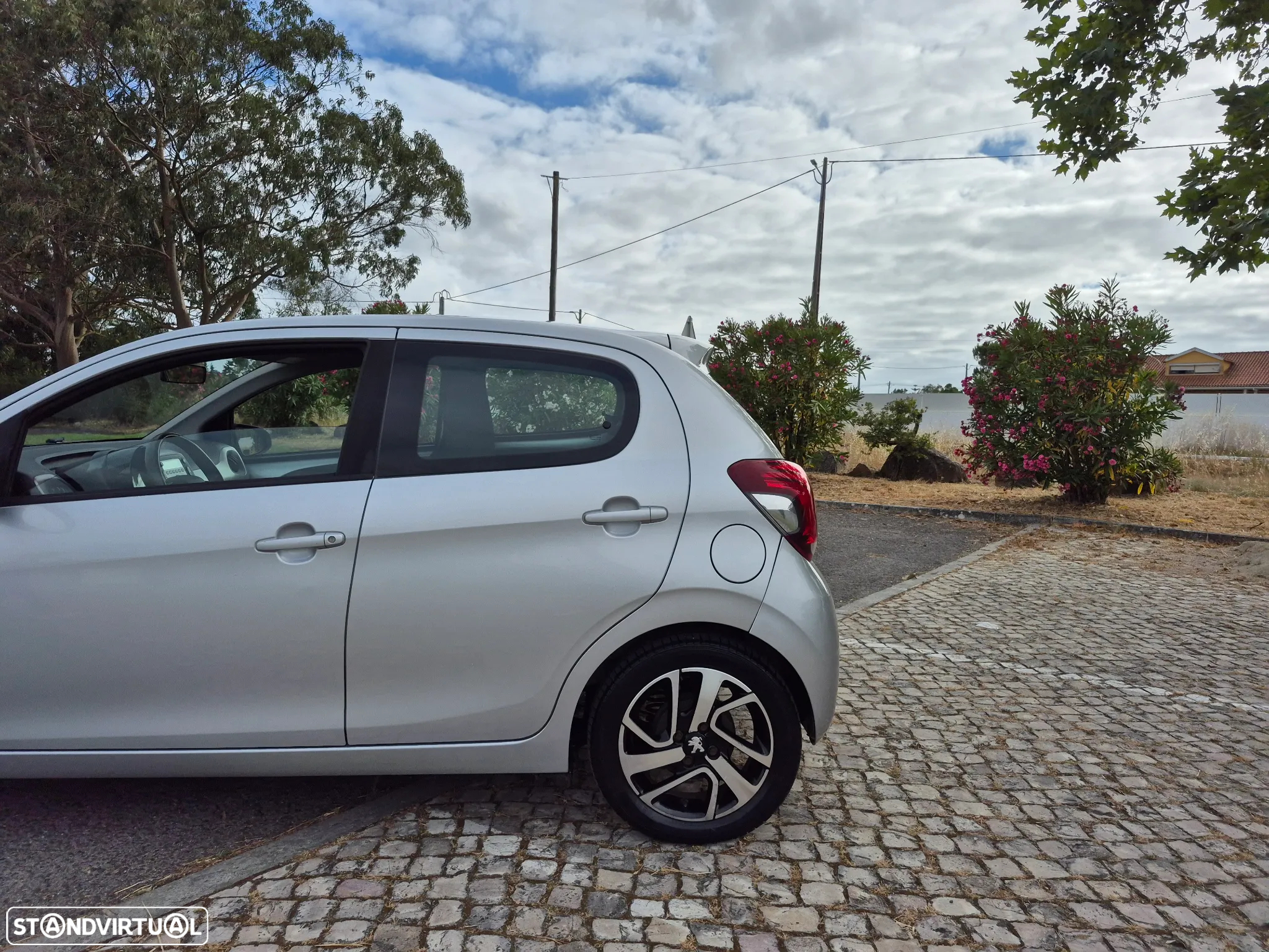 Peugeot 108 1.0 e-VTi Allure - 2